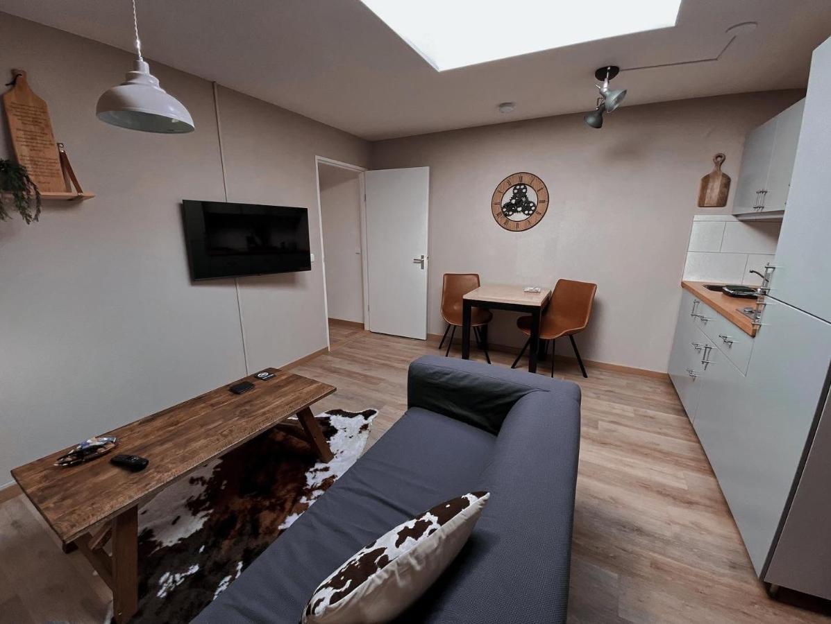 Loods 123 Bed & Kitchen Vila Landgraaf Exterior foto